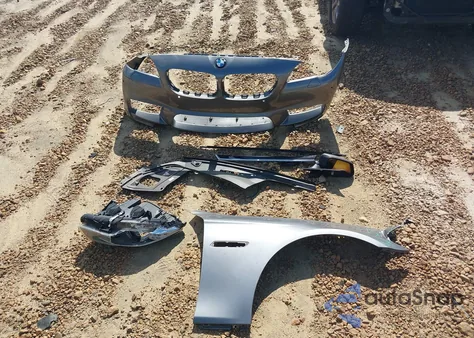 2013 BMW 528I из США, поврежденный, VIN WBAXG5C52DD230133